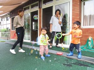 シャボン玉遊びの様子6