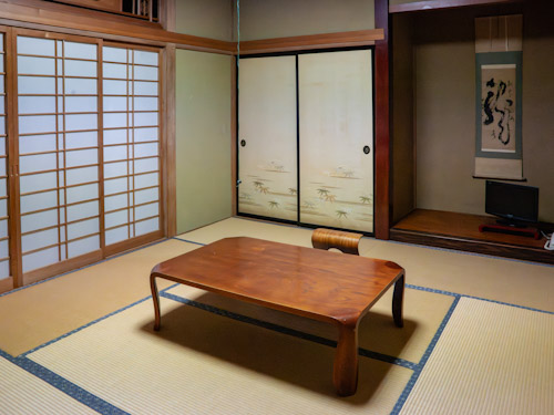 糸屋旅館内装の画像