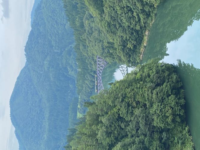 ビューポイントB地点から只見線通過の様子の画像2